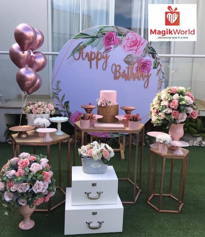 Birthday balloon decor - Magikworld Gifts and Surprises