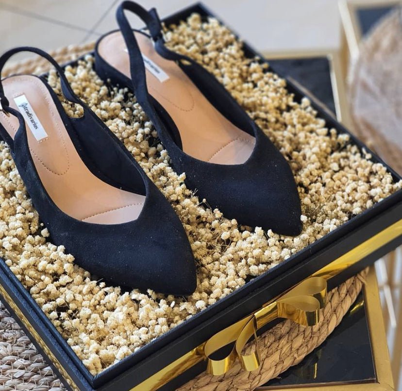 Luxury Shoe Gift Box with Flowers for Her – Abuja & Lagos - Magikworld Gifts and Surprises